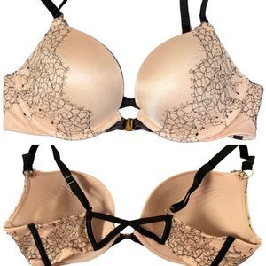 Victorias Secret Very Sexy Push Up Bra Beige nude Black Lace Front Closure 36DD